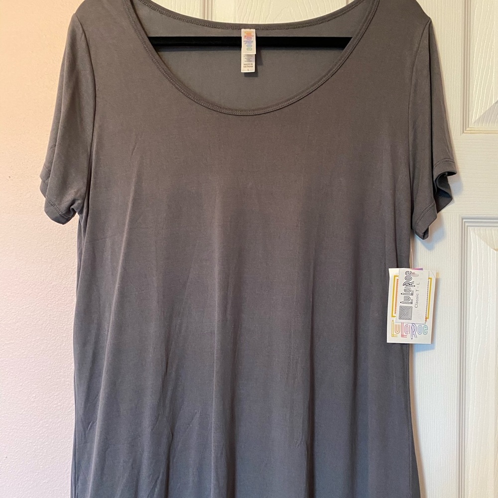 LuLaRoe classic tee -L